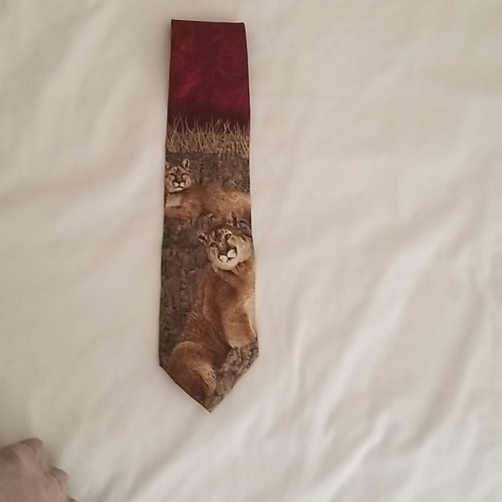 Men's neck tie Mountain lion